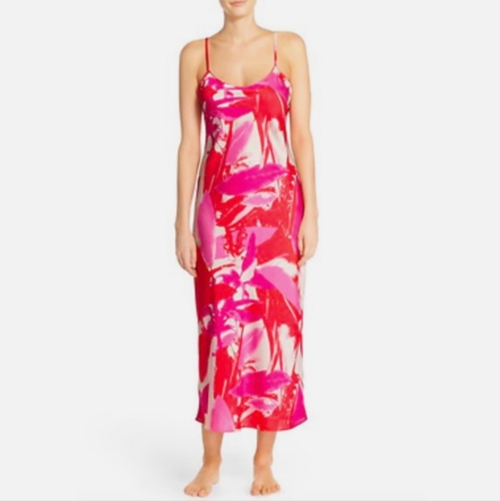 Natori Lucent Palms Nightgown in Duchess Rose Size Small